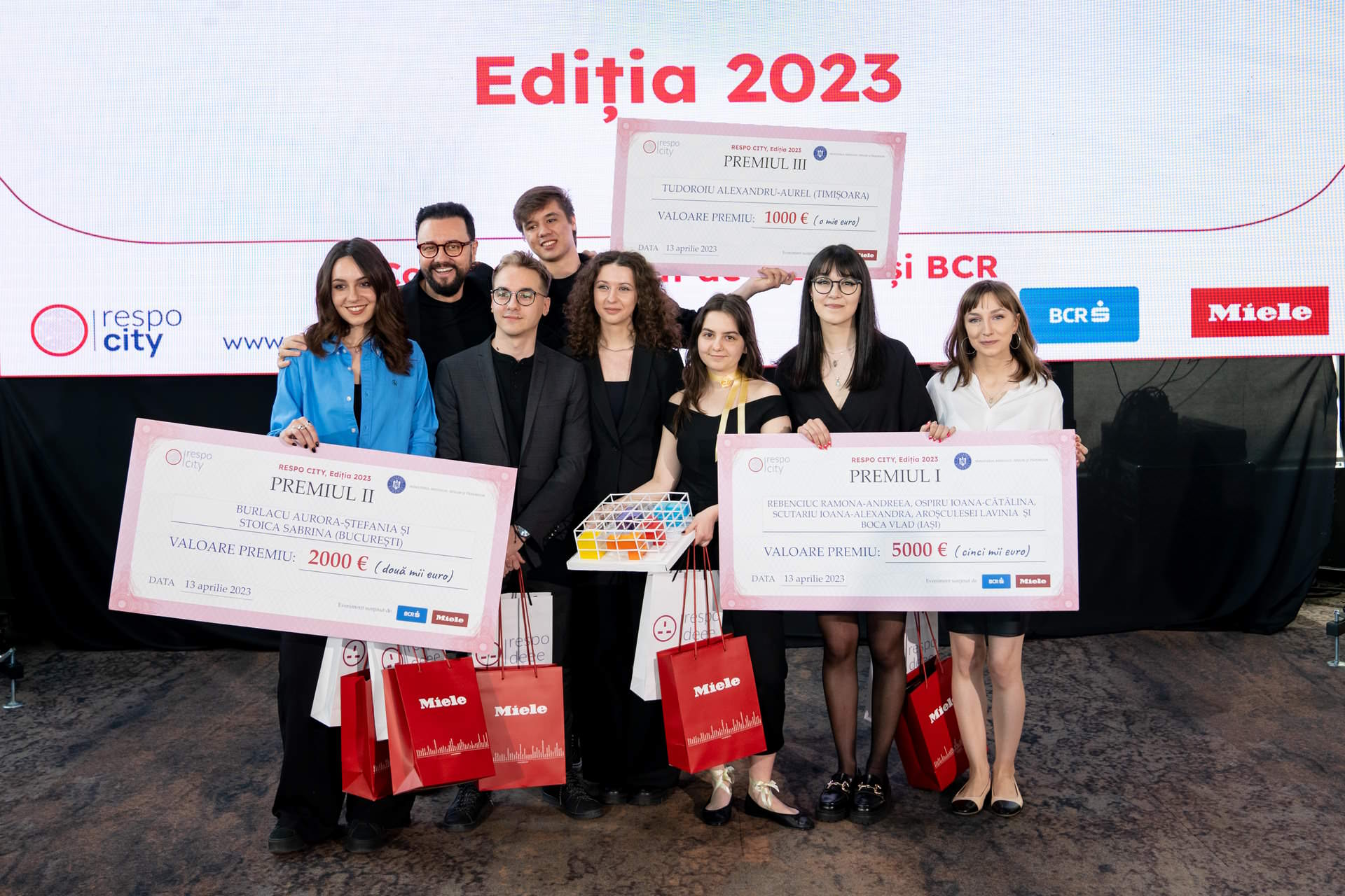 Cinci studenți din Iași au câștigat RESPO CITY, concursul de design urban sustenabil, ediția 2023